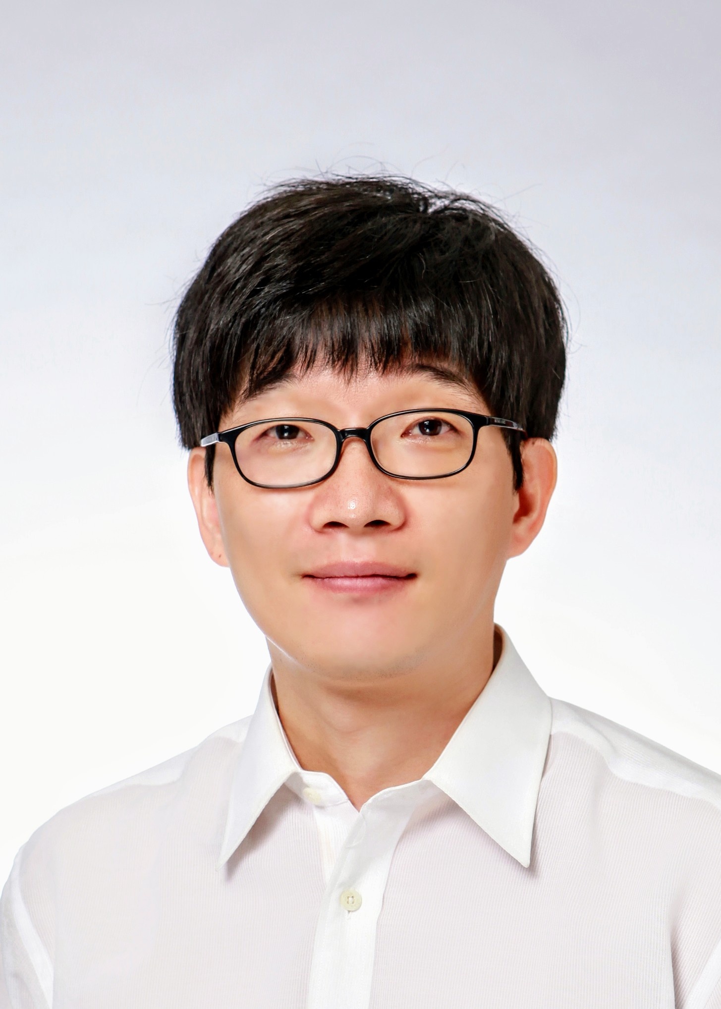 정상근